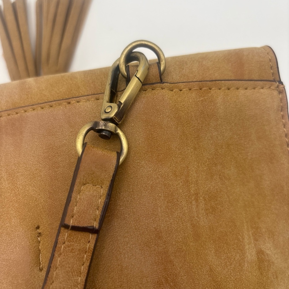 Street Level Tan Clutch - Picture 13 of 13